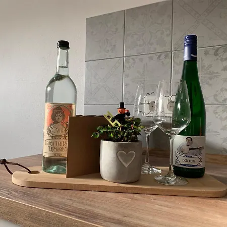 Apartament Spatzennest Am Taubenhaus Residenz Moselliebe
